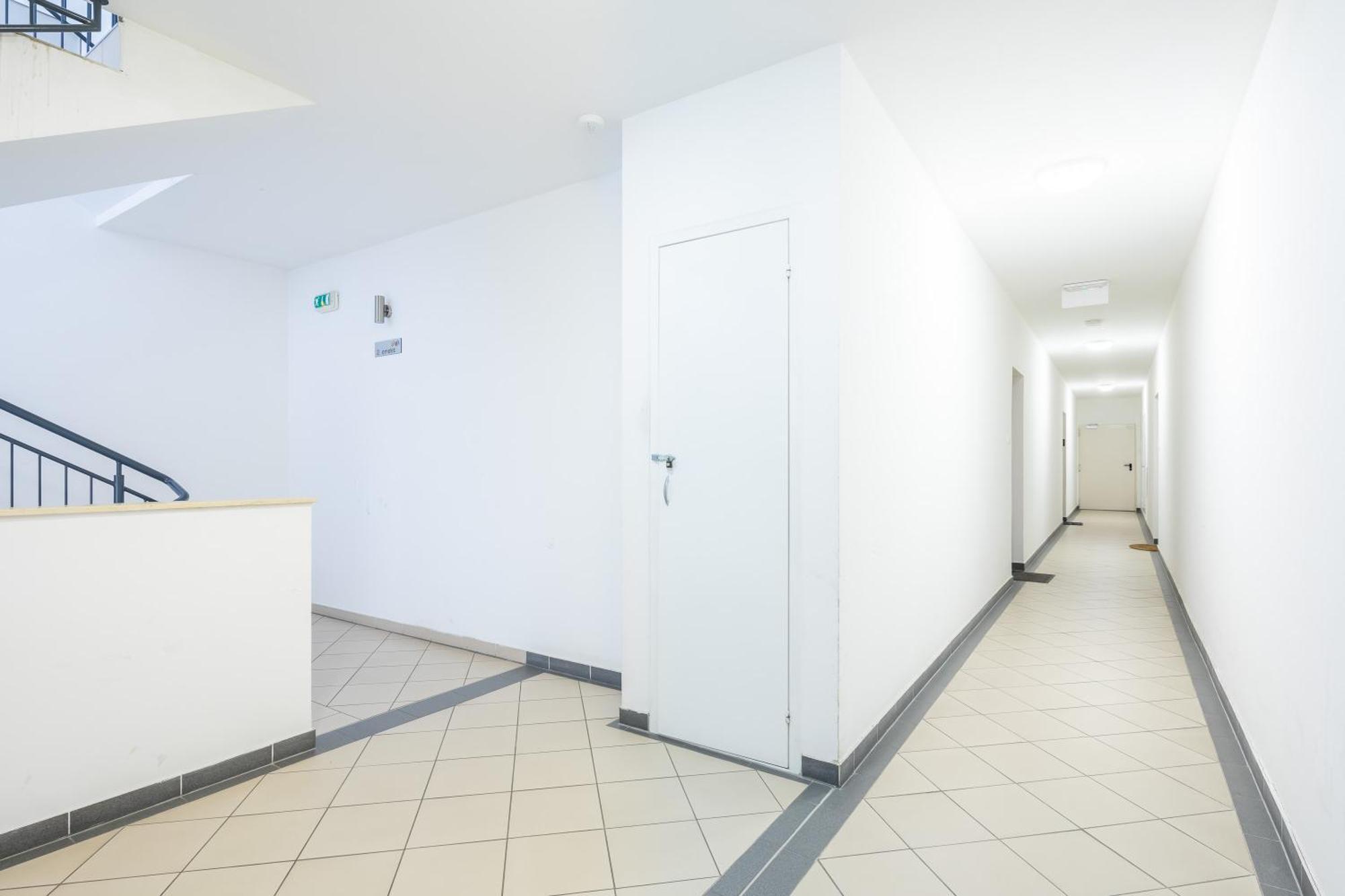 Apartamento Cozy At Residential Area - Free Street Parking Budapeste